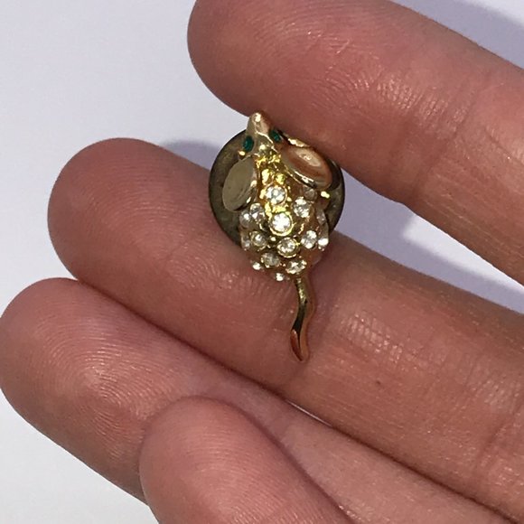 Sphinx Jewelry Co. Rhinestone Encrusted 3D Gold tone Mouse Pin - Picture 2 of 4